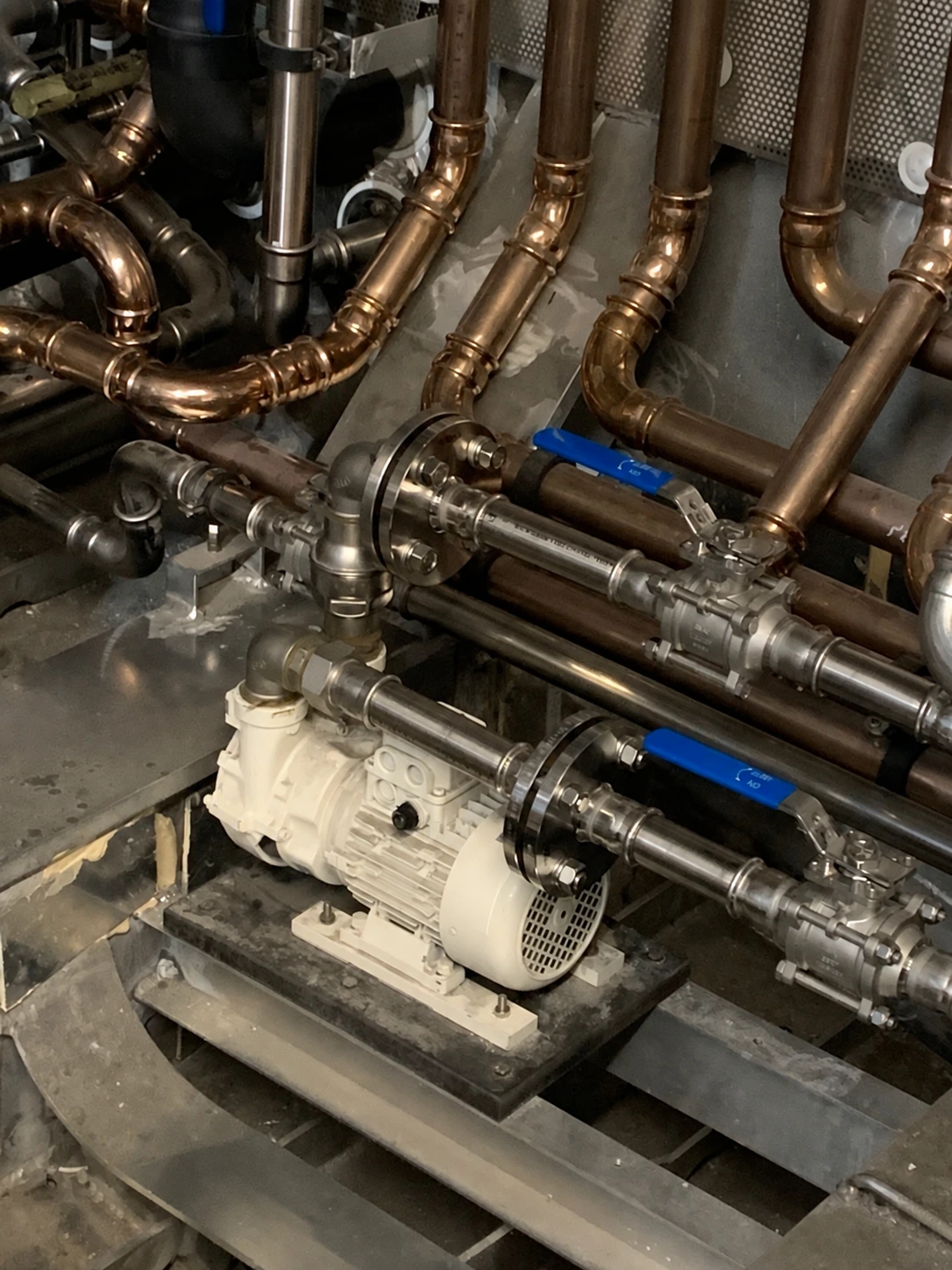 Press-fit piping, valves and pump installation