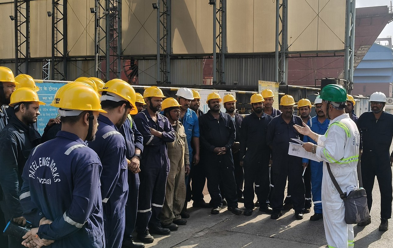 PEWV supervisors briefing the site workforce at the start of a shift