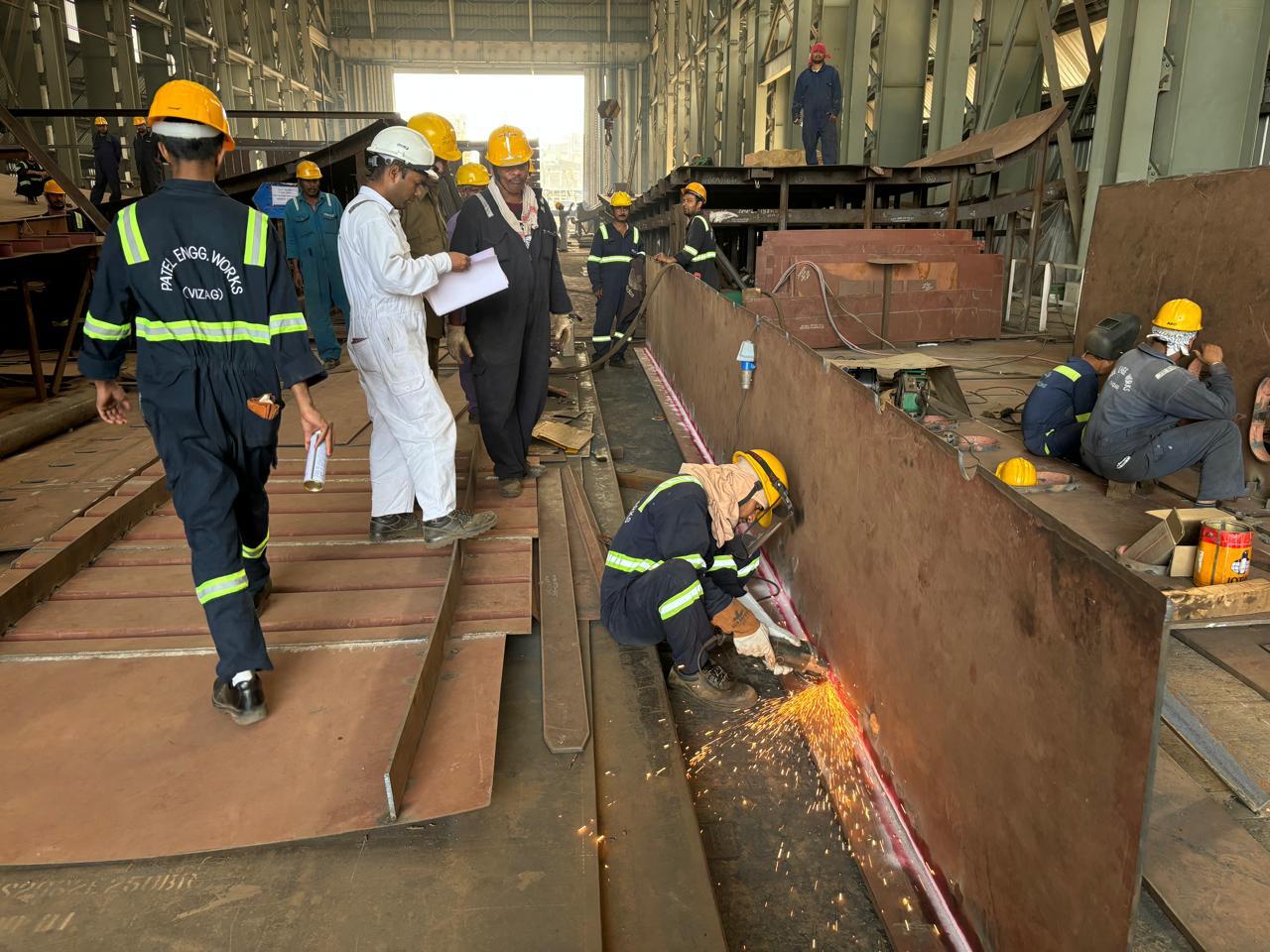 Hull block fabrication on a new-build programme